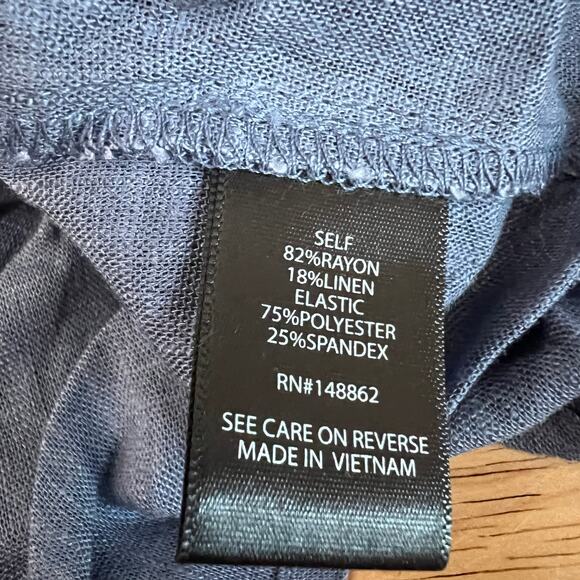 Torrid Women's Plus Size Blue Linen Blend Button-Front Crop Tank - Size 6 - NWT - Picture 6 of 8